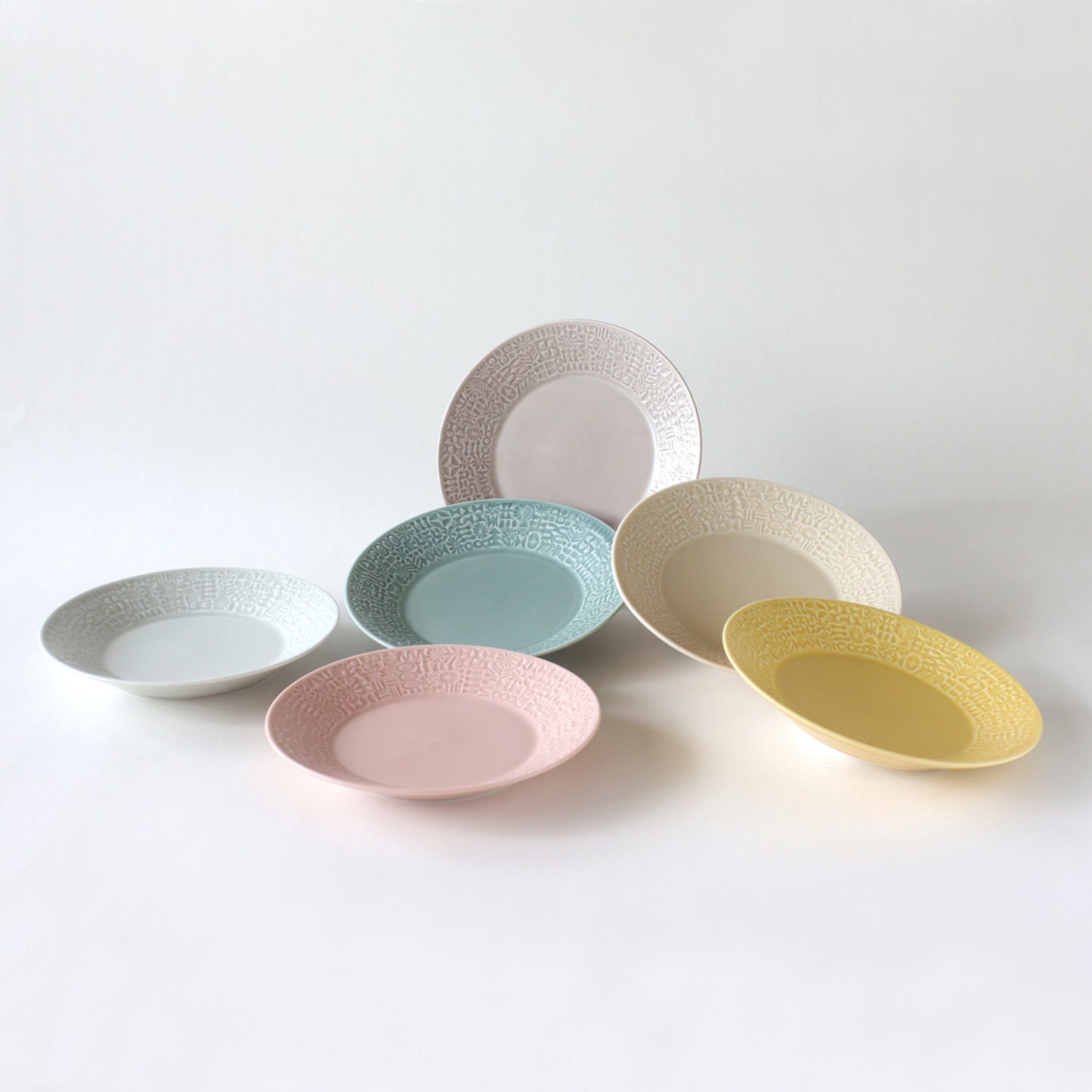PATTERNED PLATE