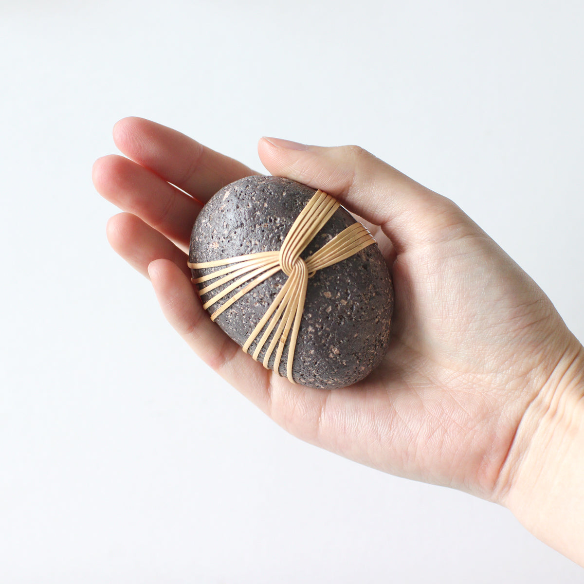Wrapped Rocks / SZ-M-10