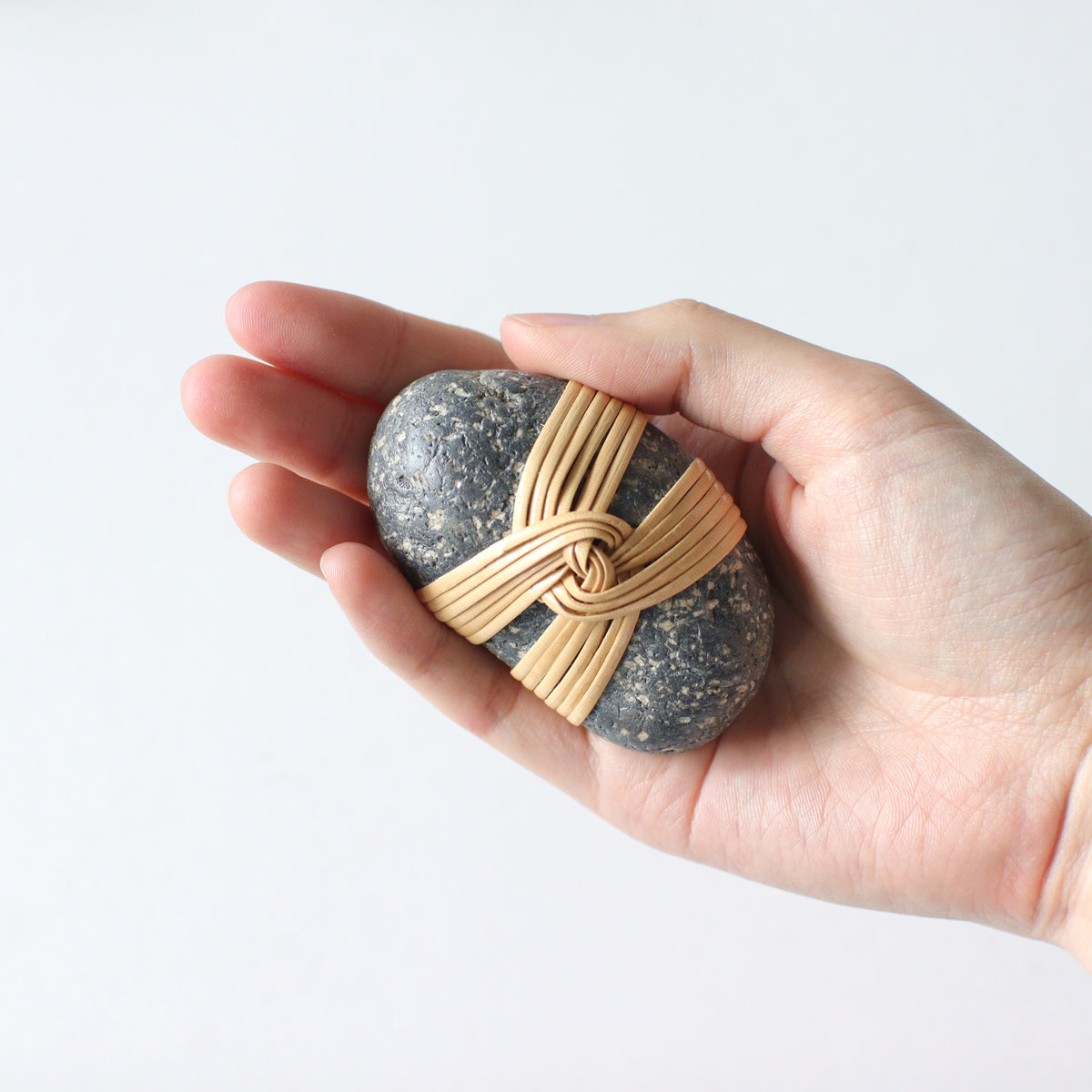 Wrapped Rocks / SZ-M-11