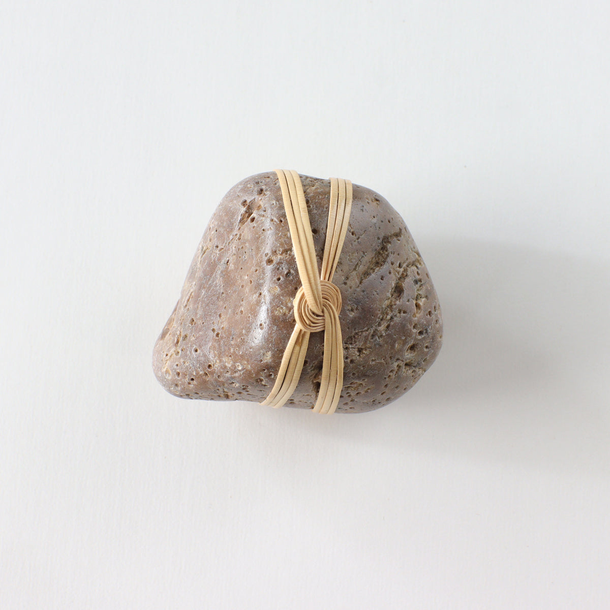 Wrapped Rocks / SZ-M-16