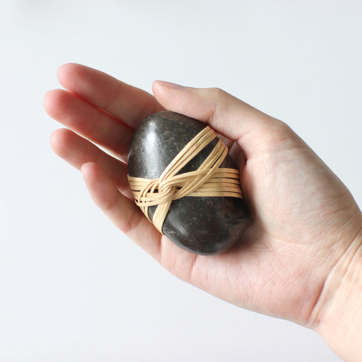 Wrapped Rocks / SZ-M-33