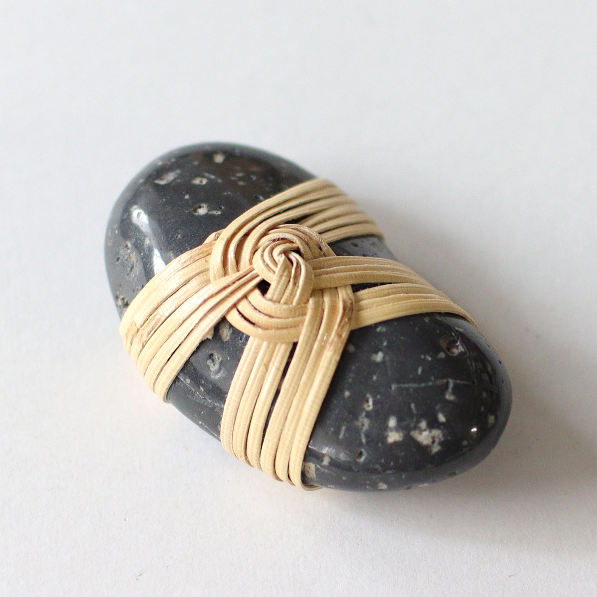 Wrapped Rocks / SZ-S-05