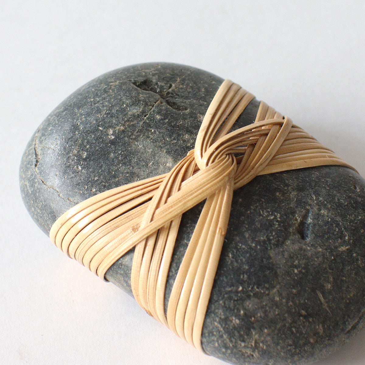 Wrapped Rocks / SZ-XL-11