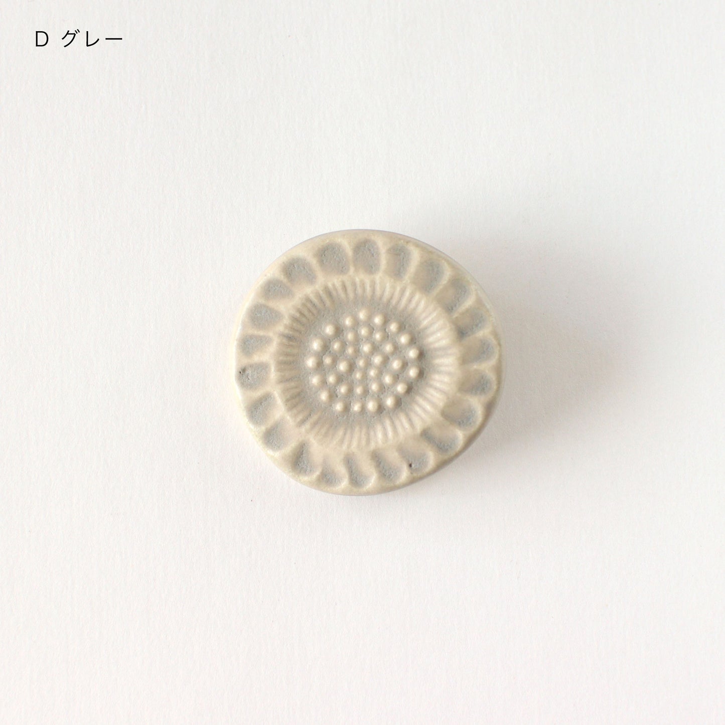 FLOWER TILE BROOCH