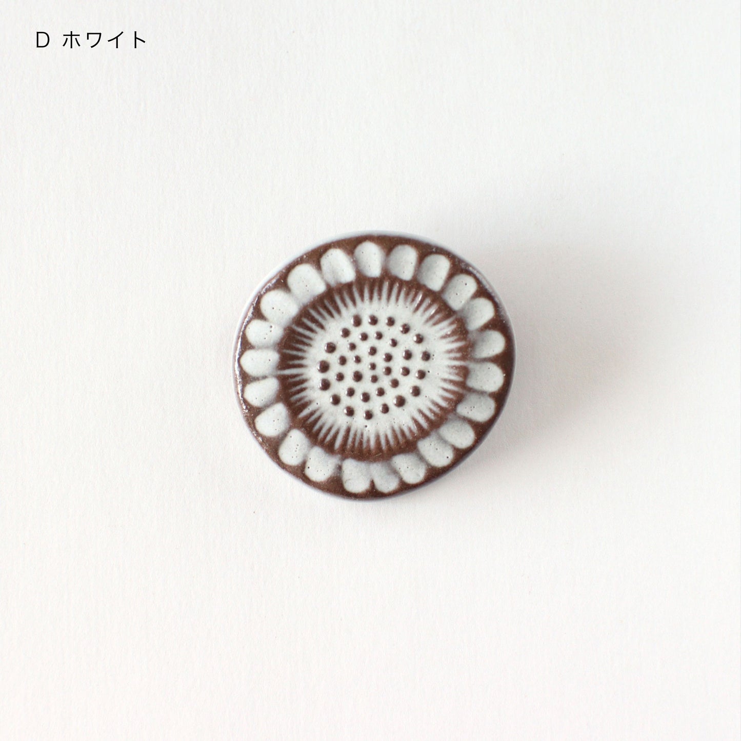 FLOWER TILE BROOCH