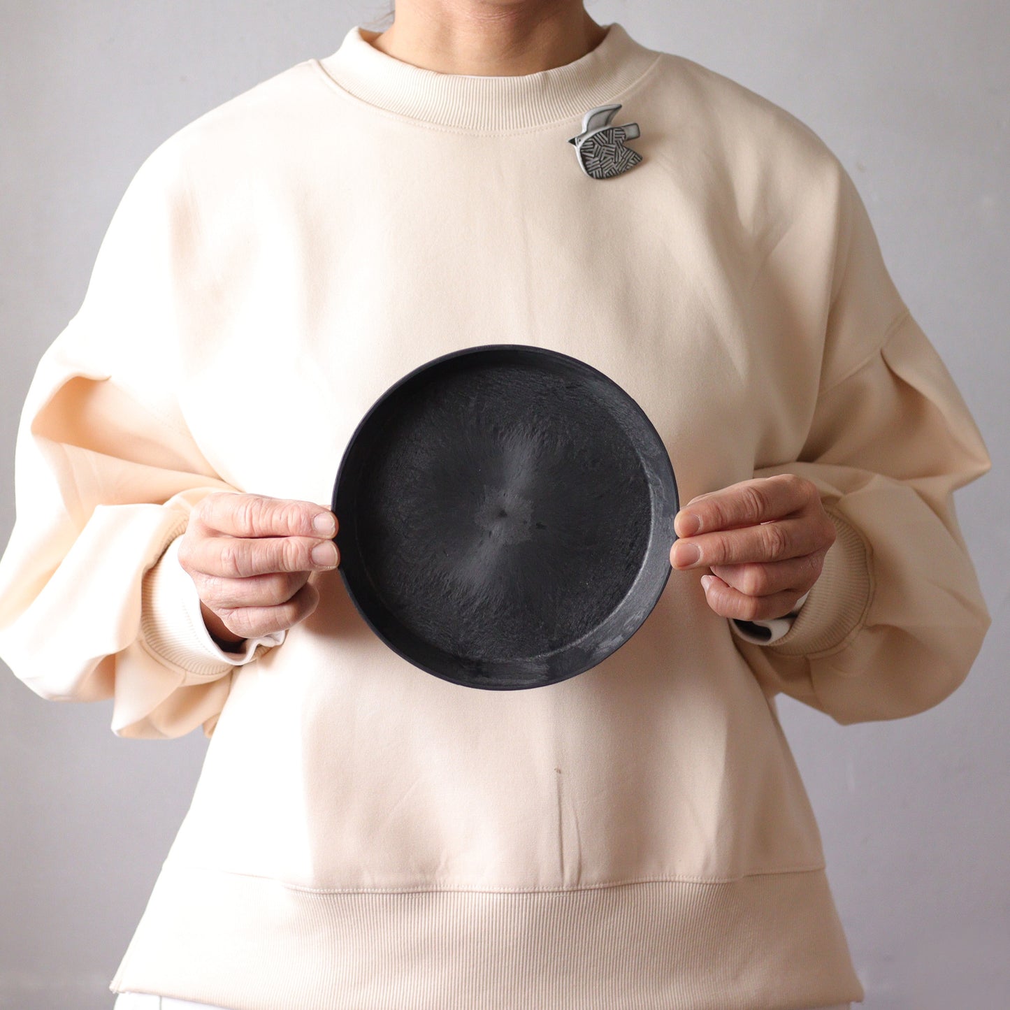 ART STONE SAUCER