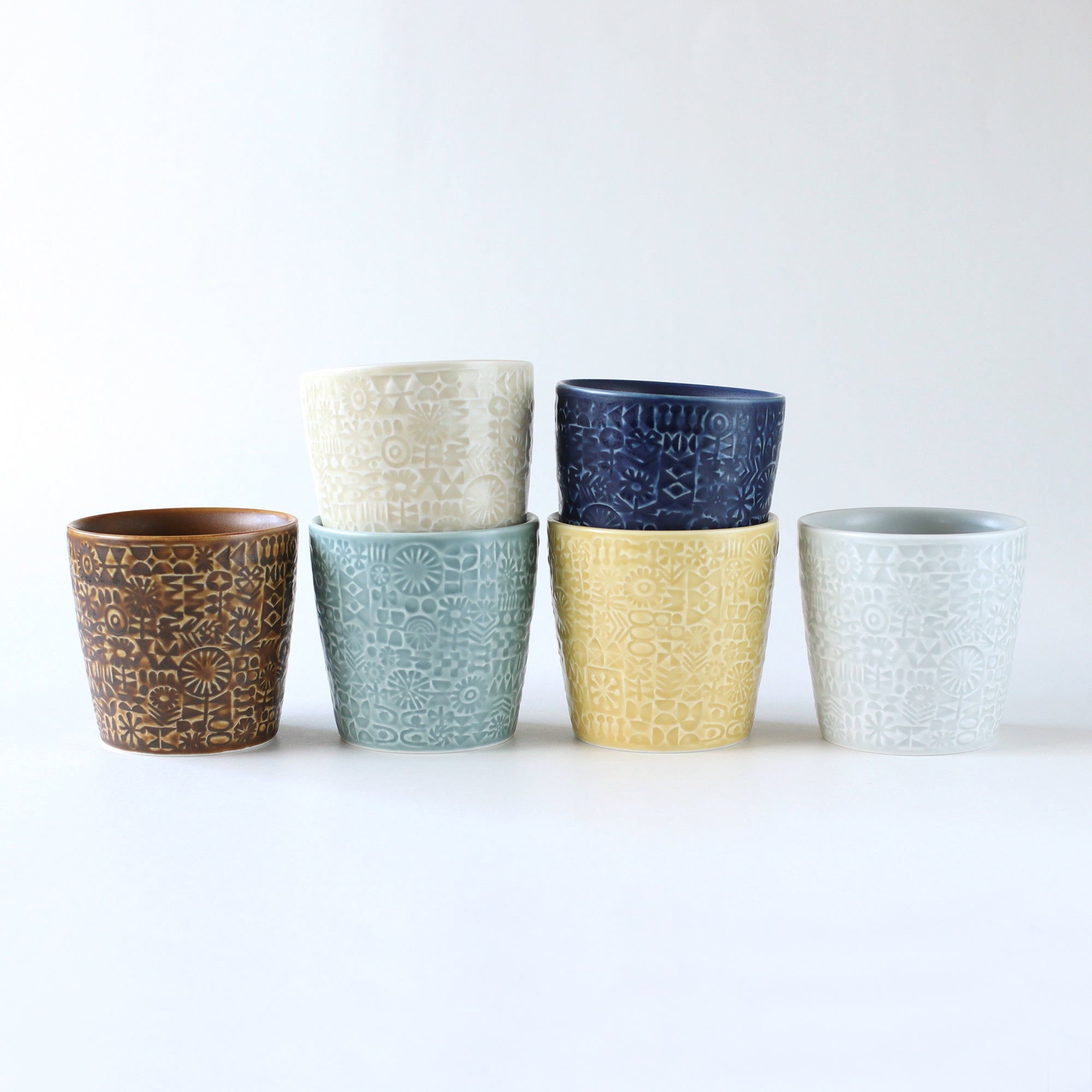 PATTERNED CUP