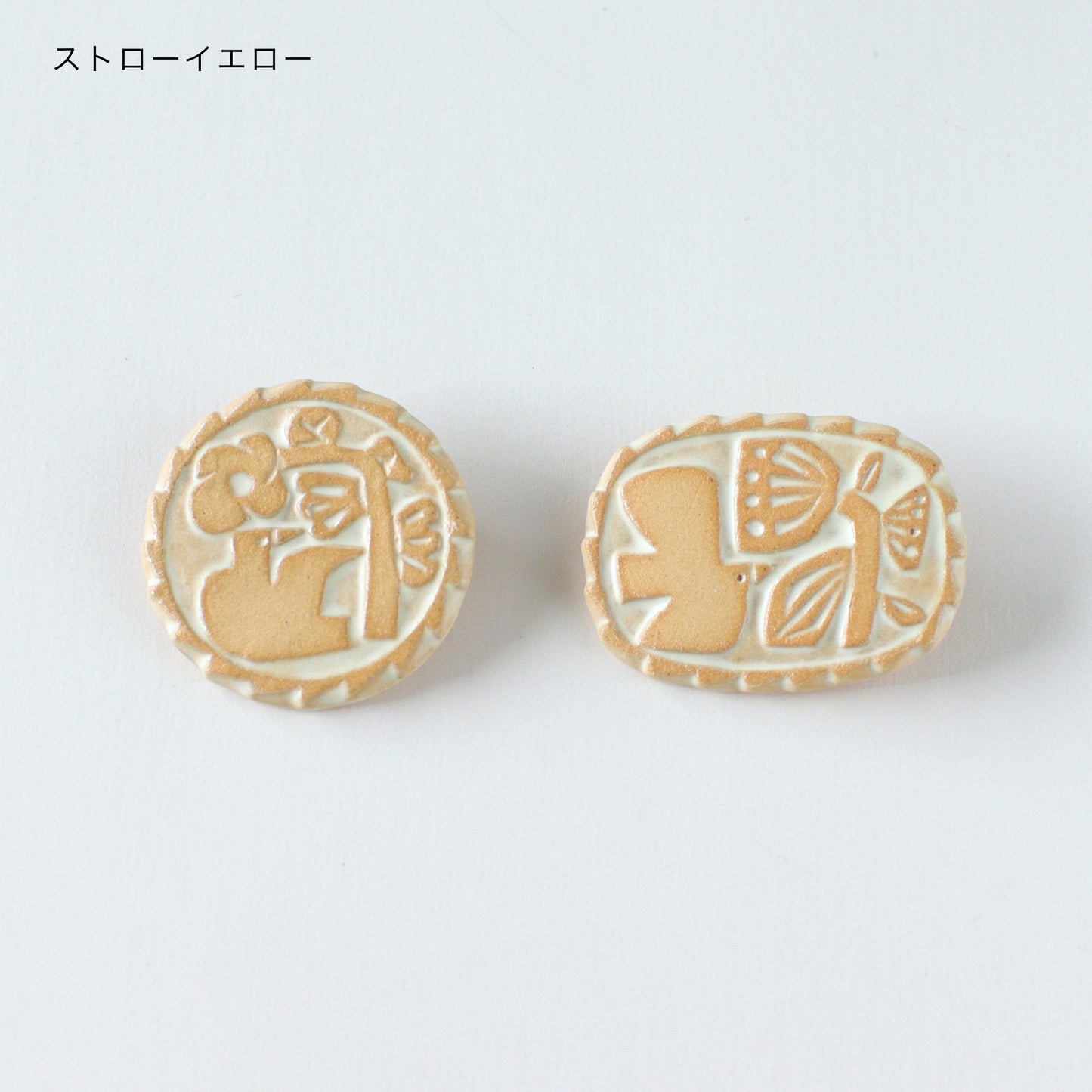 RELIEF BROOCH