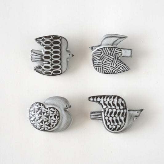 BIRD TILE BROOCH ＜WH/BK＞