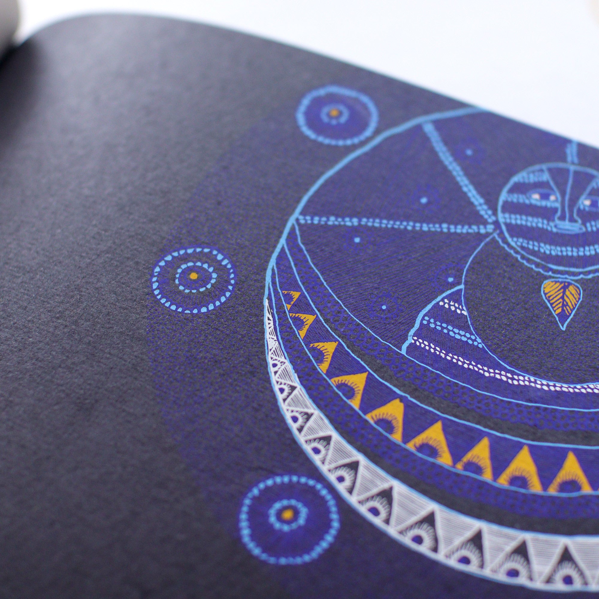 絵本] 太陽と月（第4刷） – BIRDS' WORDS