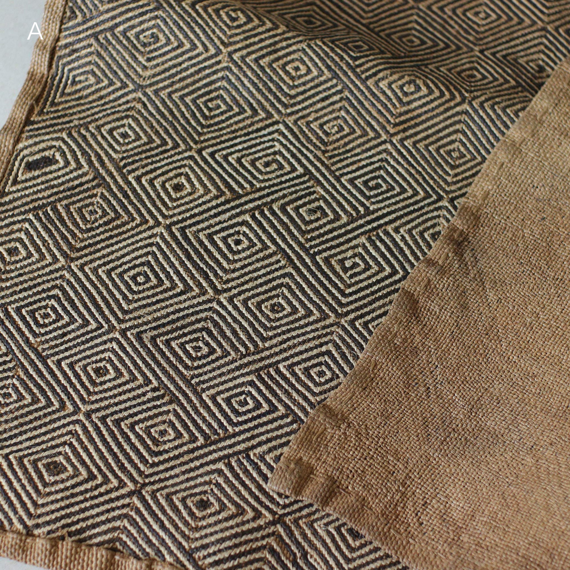 民芸品]クバクロス – BIRDS' WORDS