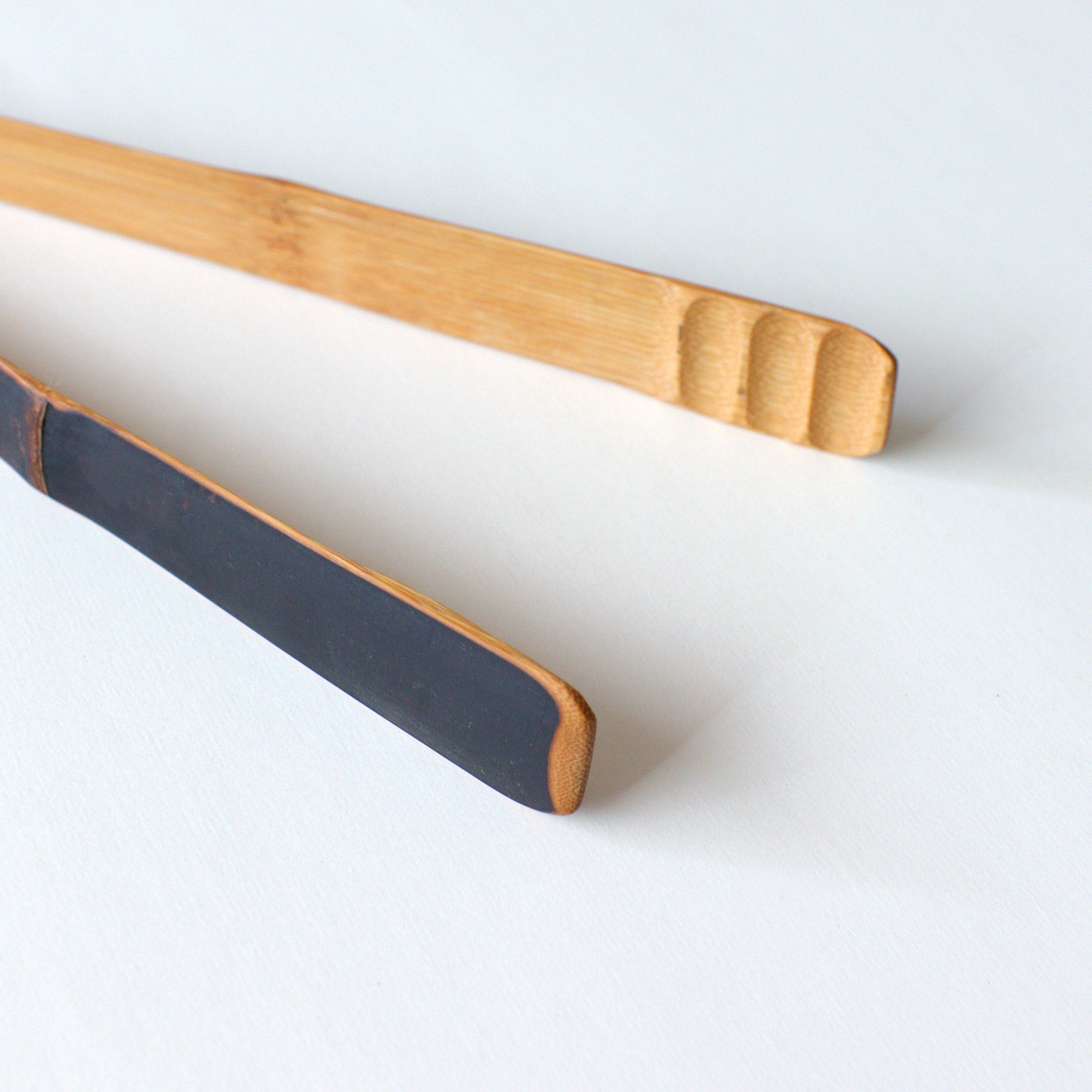 下本 一歩] 竹製トング – BIRDS' WORDS